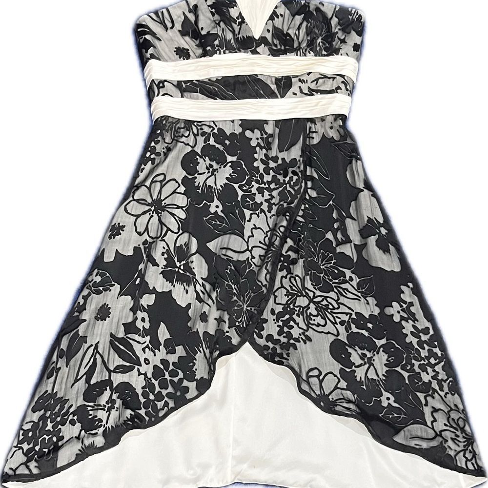 IvaNova Boutique Lace Overlay Strapless Elegant Black and Dress 6